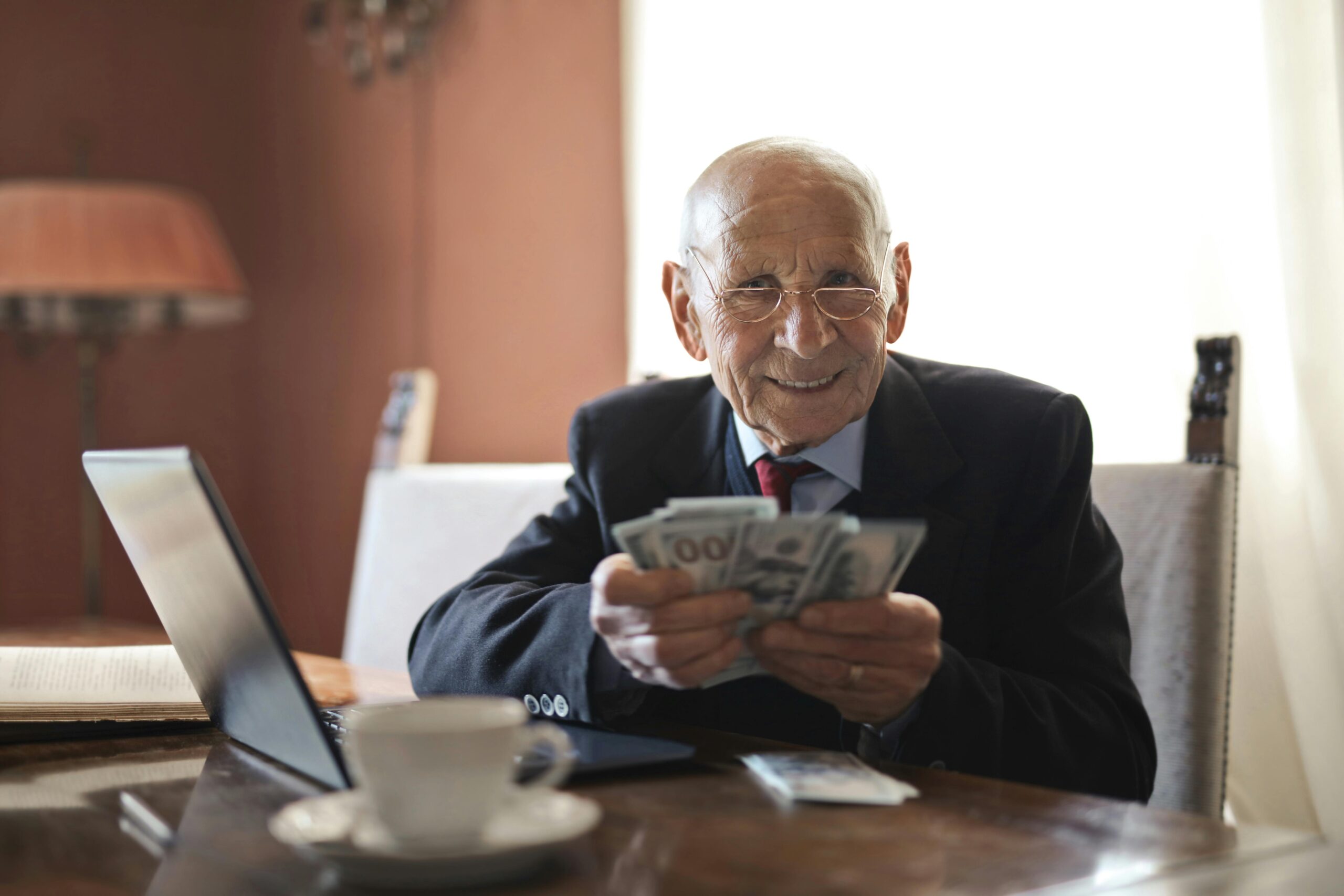 pexels-olly-3823493 financial stable